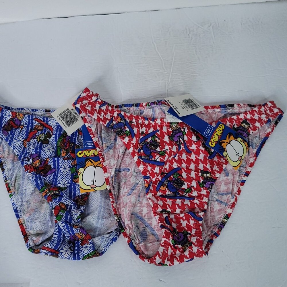 GARFIELD Christmas Skiing Size 7 Cotton Bikini Brief NEW Vintage Lot Of 2